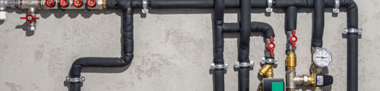 Z jakich materiałów są wykonywane rury w systemach hydraulicznych?